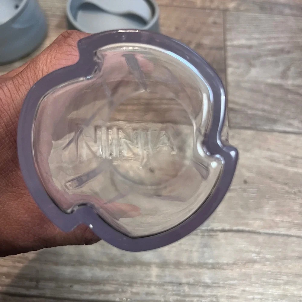 Ninja Nutri Blender 16oz Replacement Cups and Lids Set‎ of 5 Gray Clear